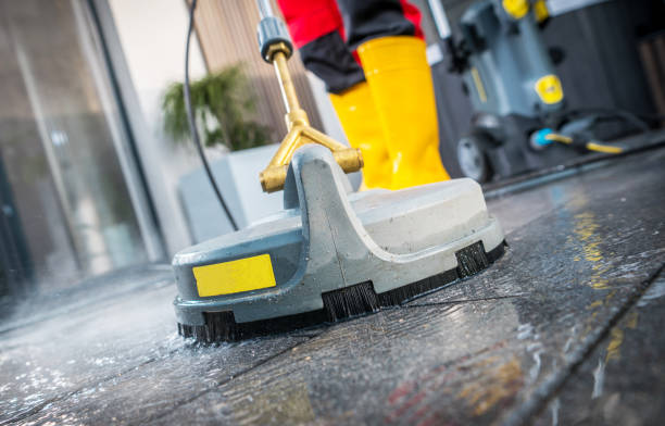 Best Commercial Pressure Washing  in Olivet, MI