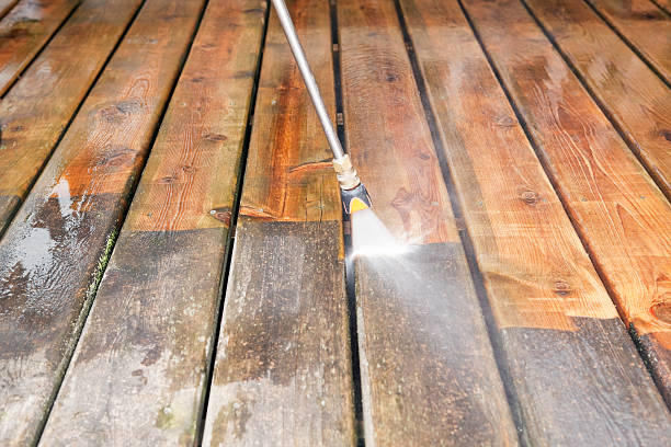 Why Choose Our Certified Pressure Washing Experts for Your Project Needs in Olivet, MI?